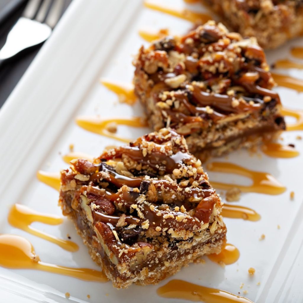 Pecan Pie Bars LorentaNuts.com 1