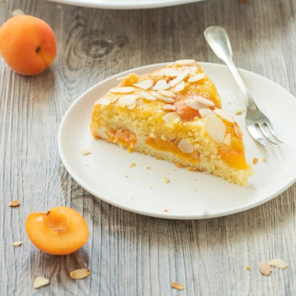 Almond and Dried Apricot Ice Cream Cake Recipe