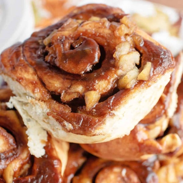 Apple Cinnamon Rolls